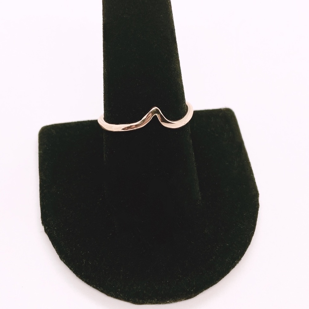 14k Gold Wave V Chevron Stacker Ring